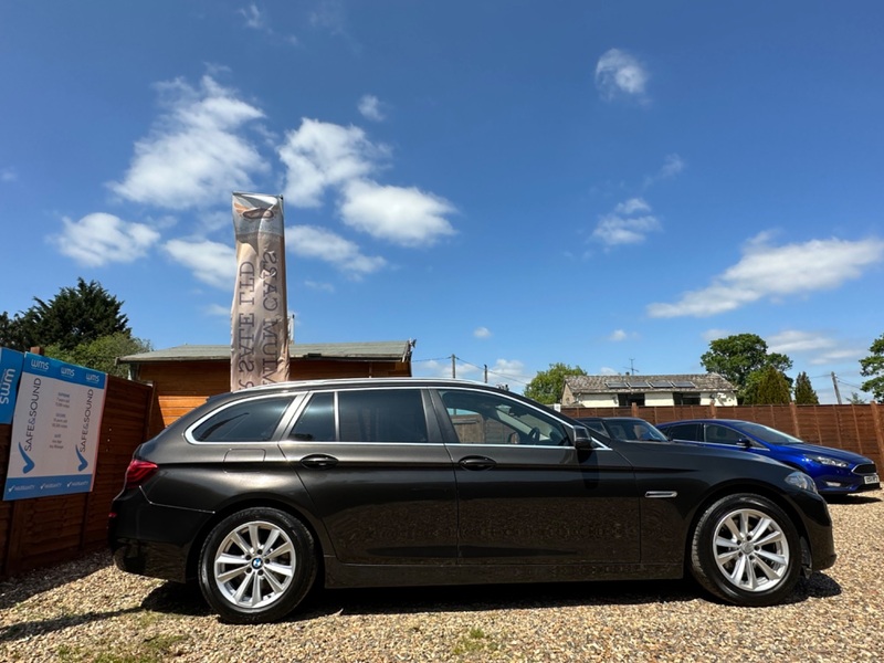 BMW 5 SERIES