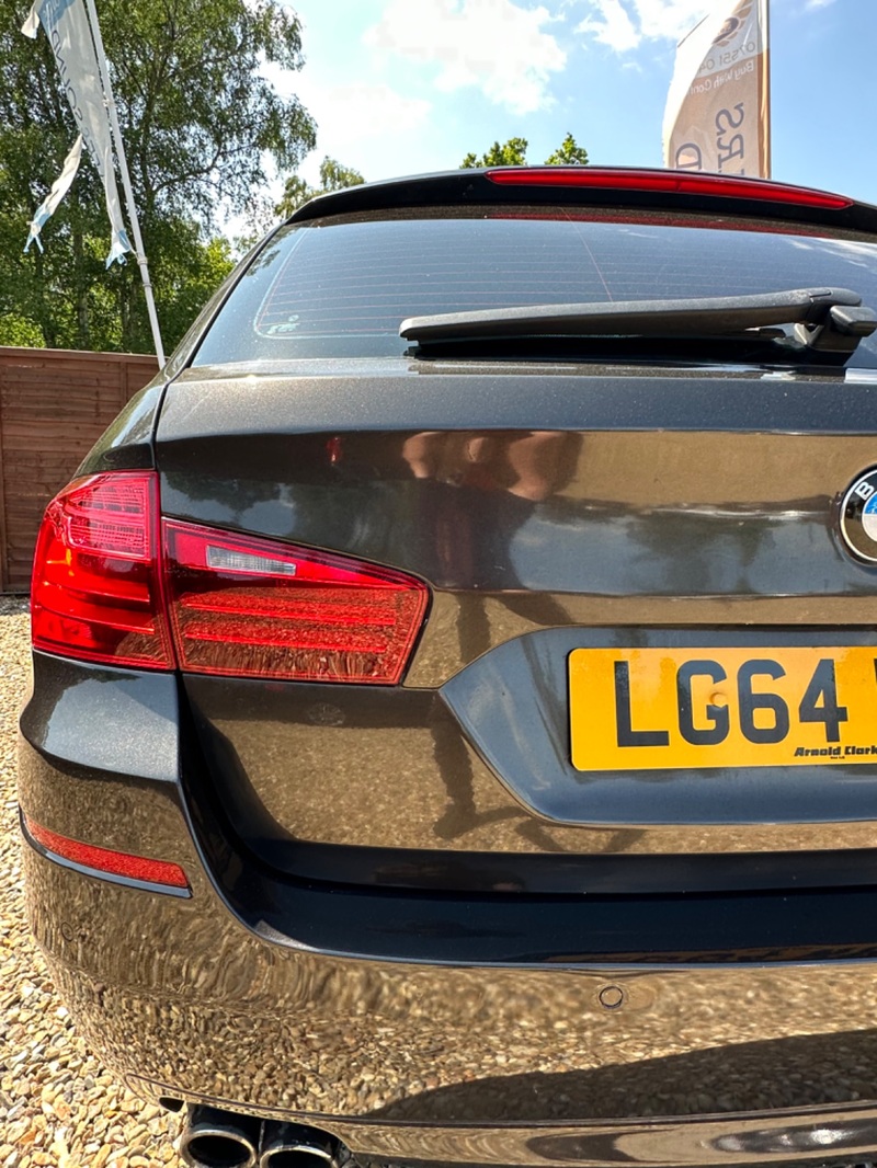 BMW 5 SERIES